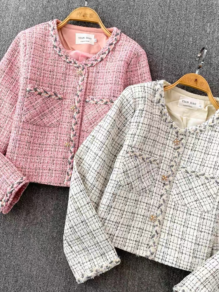 Socialite royal coat BL125 image