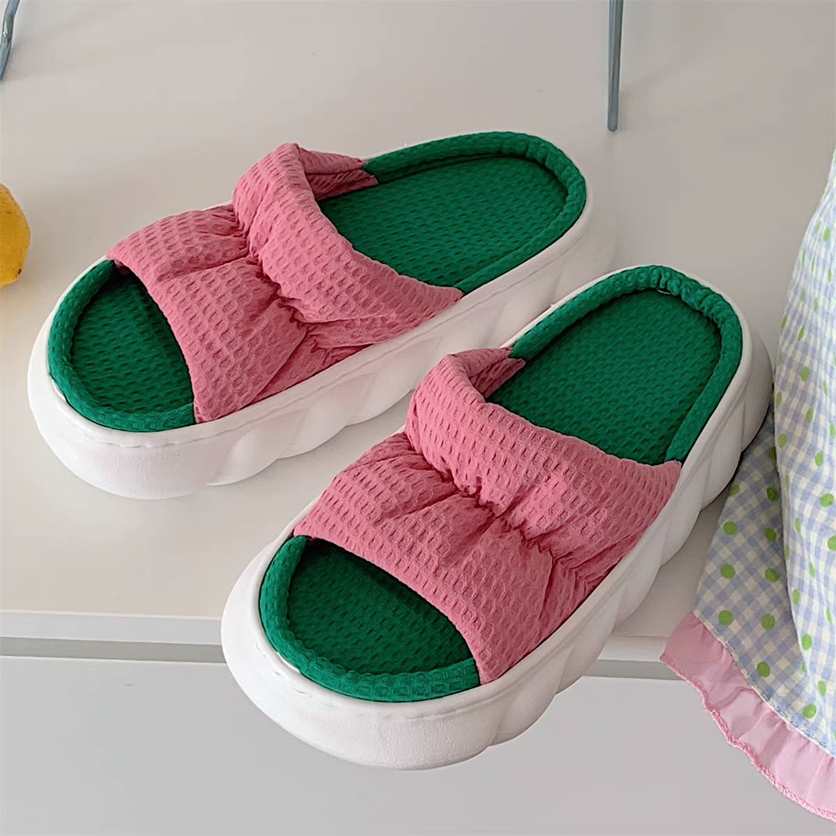 Feet friendly slippers SNZZ360 image