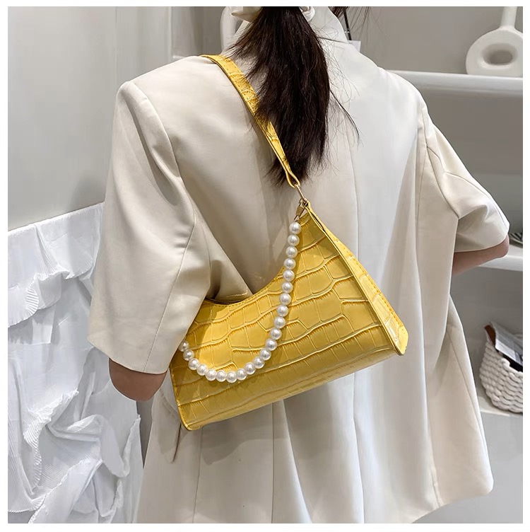 Take me out beaded bag BG189 image