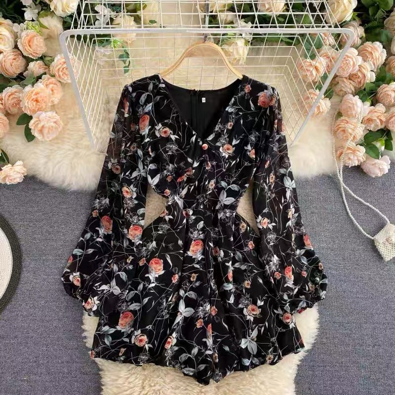 Stay fabulous floral romper JRZZ343 image