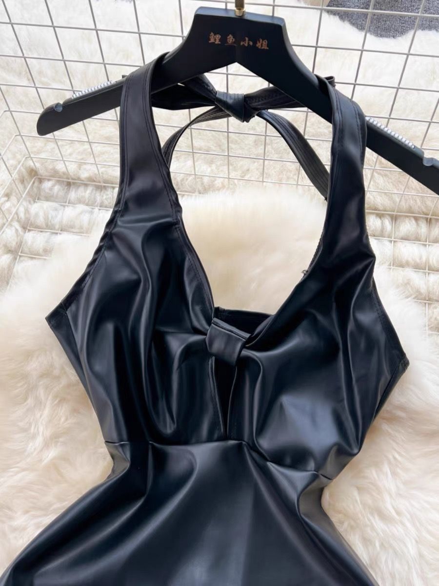 Leather babe gown CBC193 image