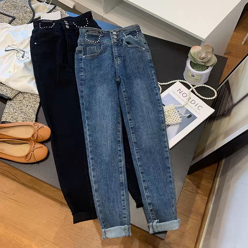 Your fav picnic jeans image