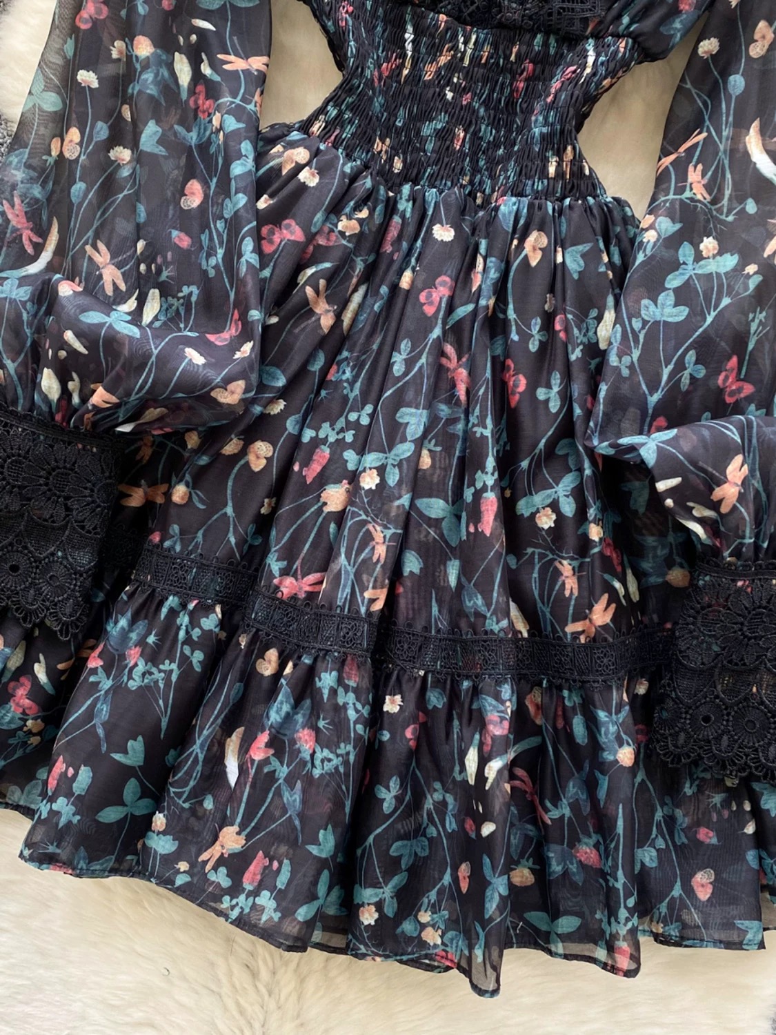 Nobody else dress CD1595 image