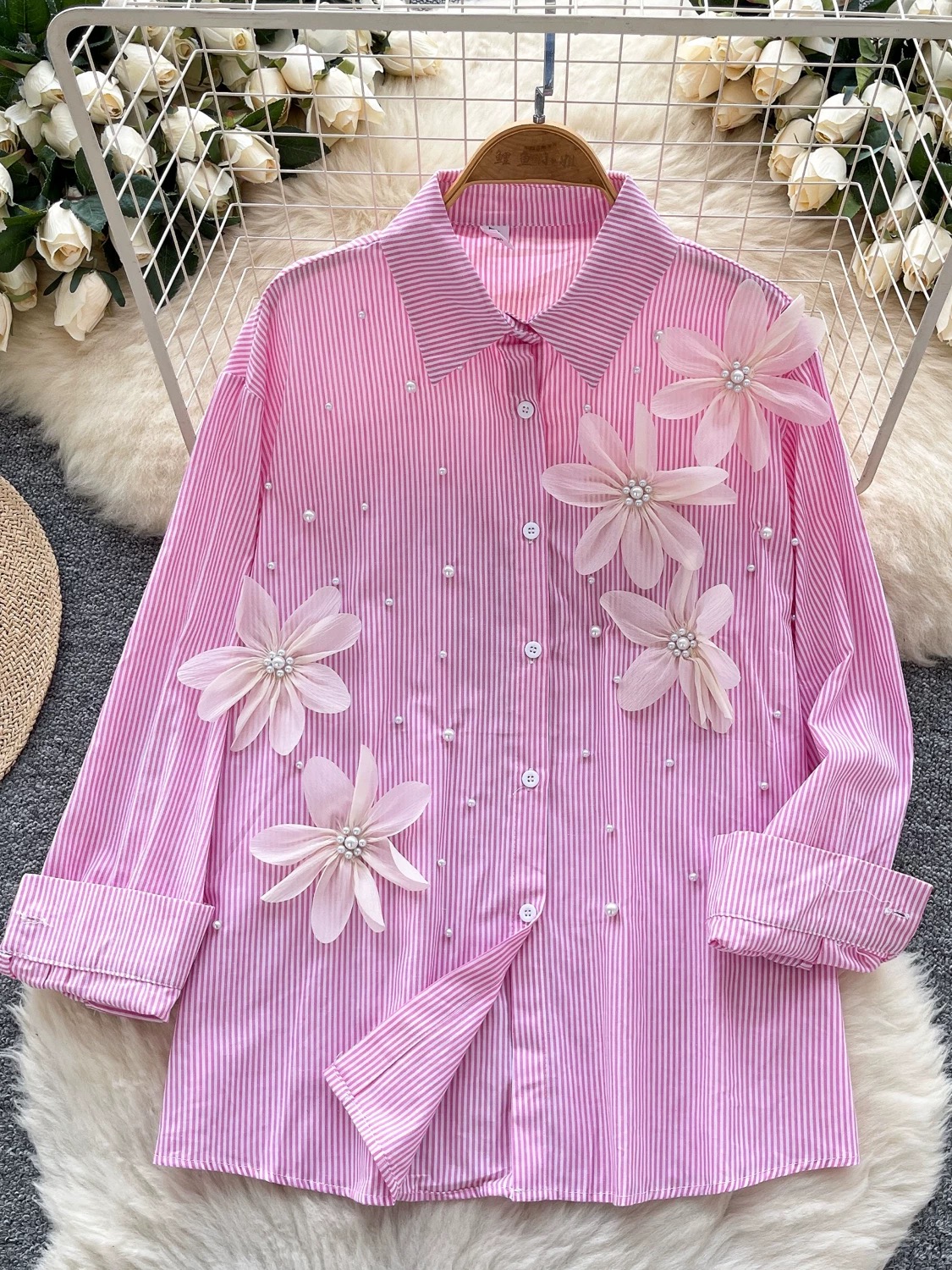 Queen’s movement shirt SH203 image