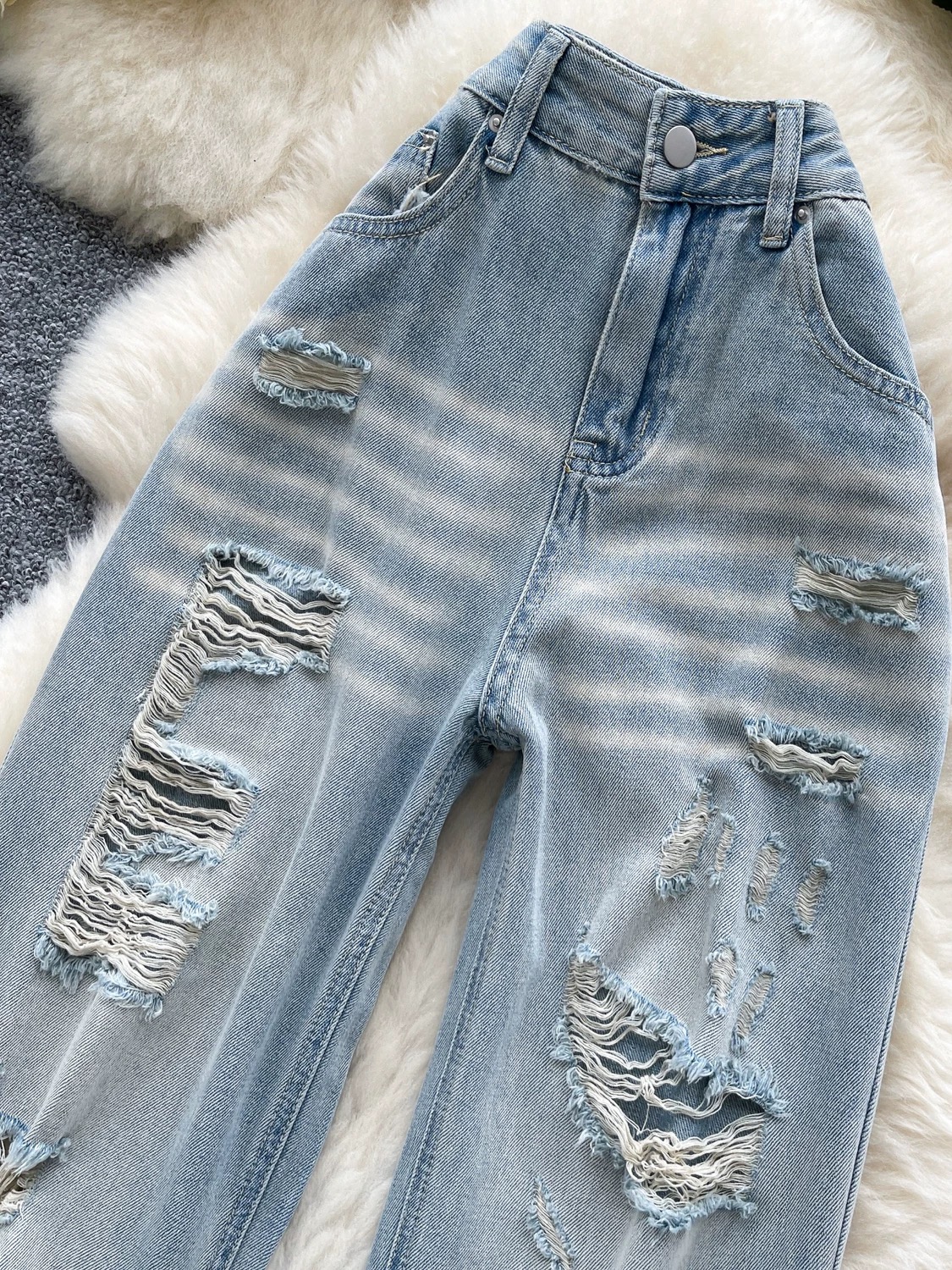 Come into my world jeans JN201 image