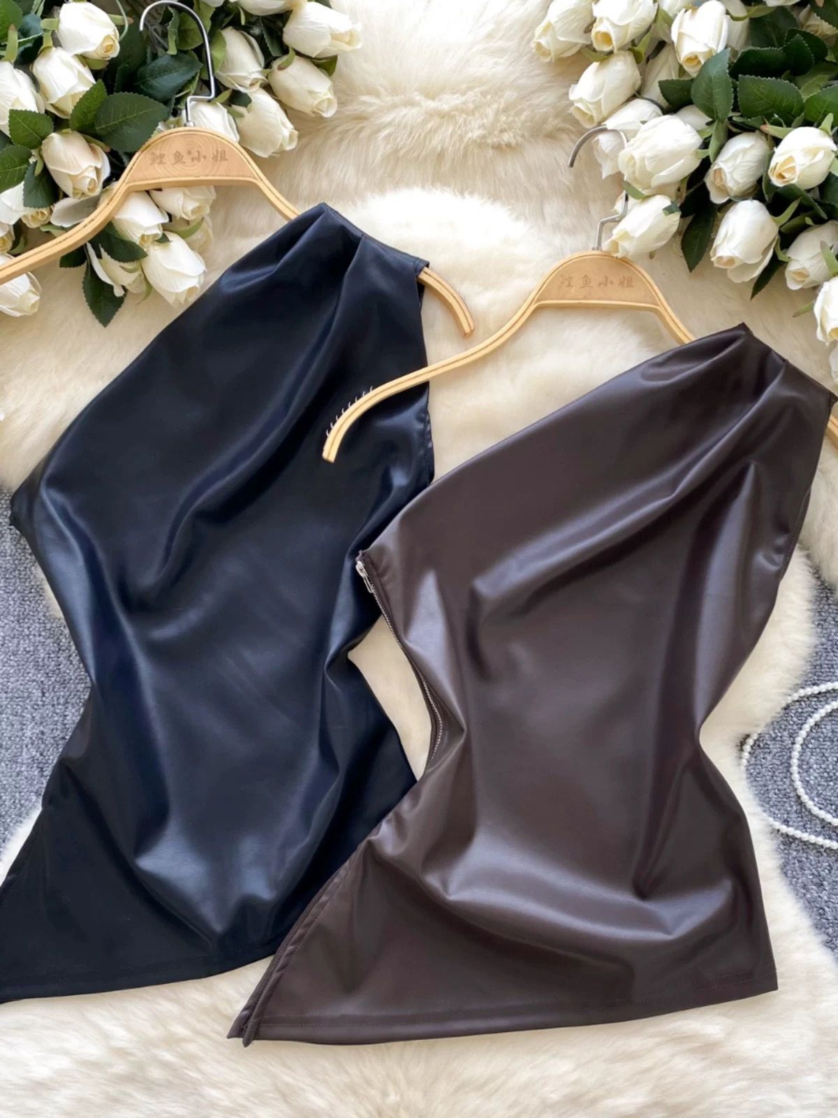 Queen of the palace top CTO776 image