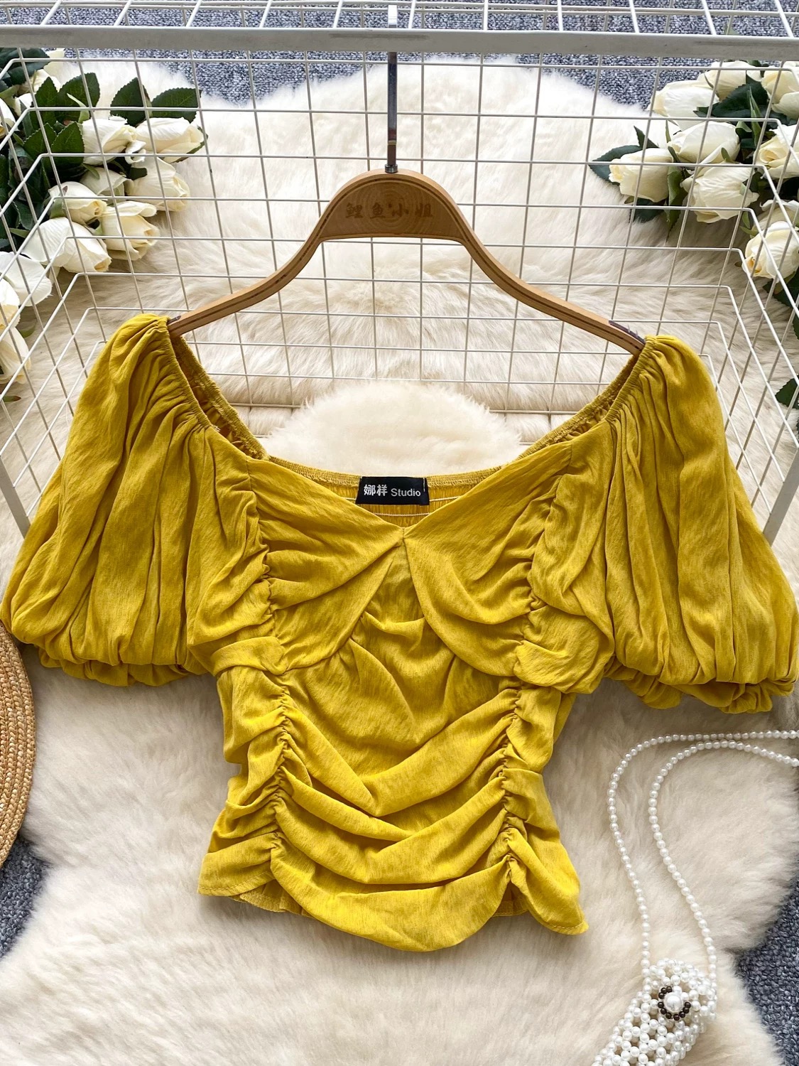 Tell me a secret top CTO1152 image