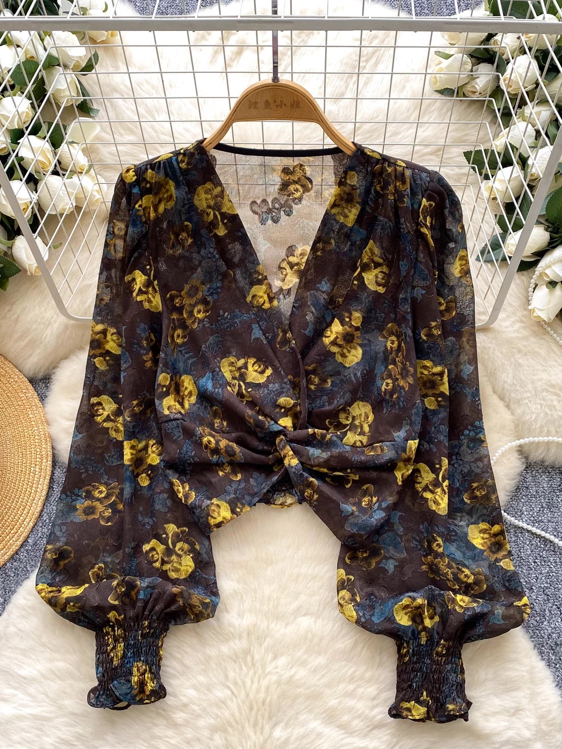 Diva at dawn top CTO927 image