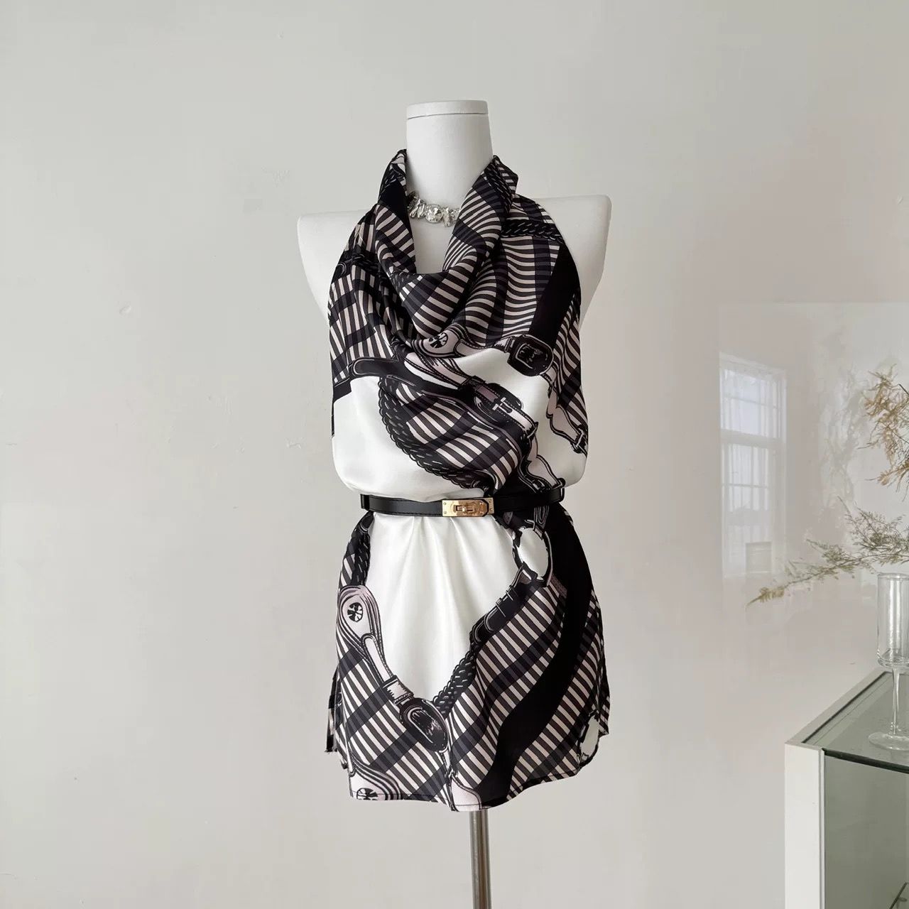 Snatched up dress & belt CD268 image