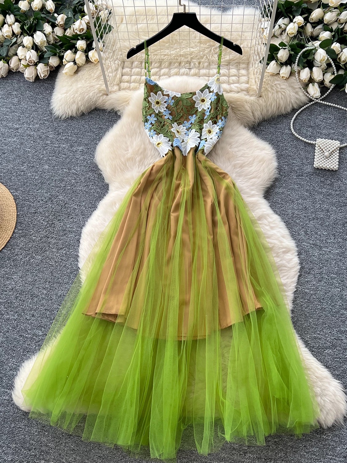 Can’t stay away dress FD536 image