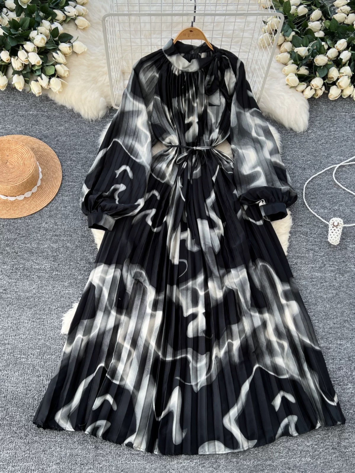 Chicest girl on the block Dress  CD866 image