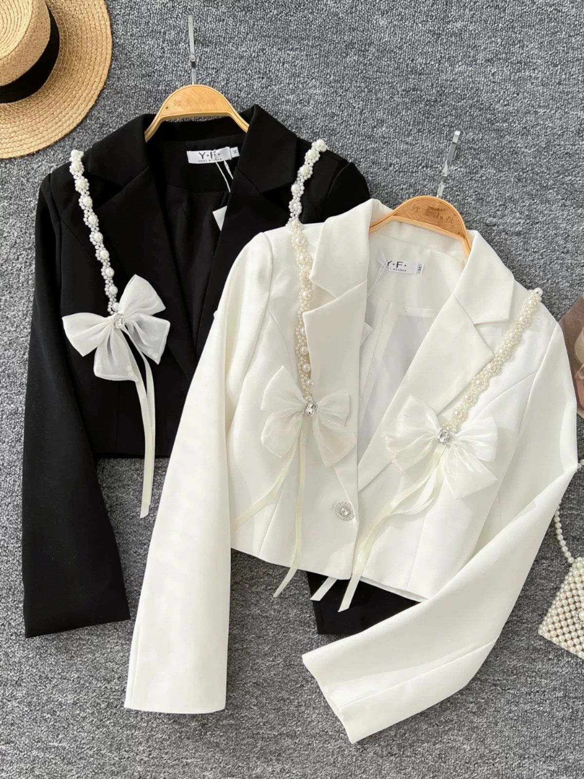 Illuminate the night blazer BL160 image