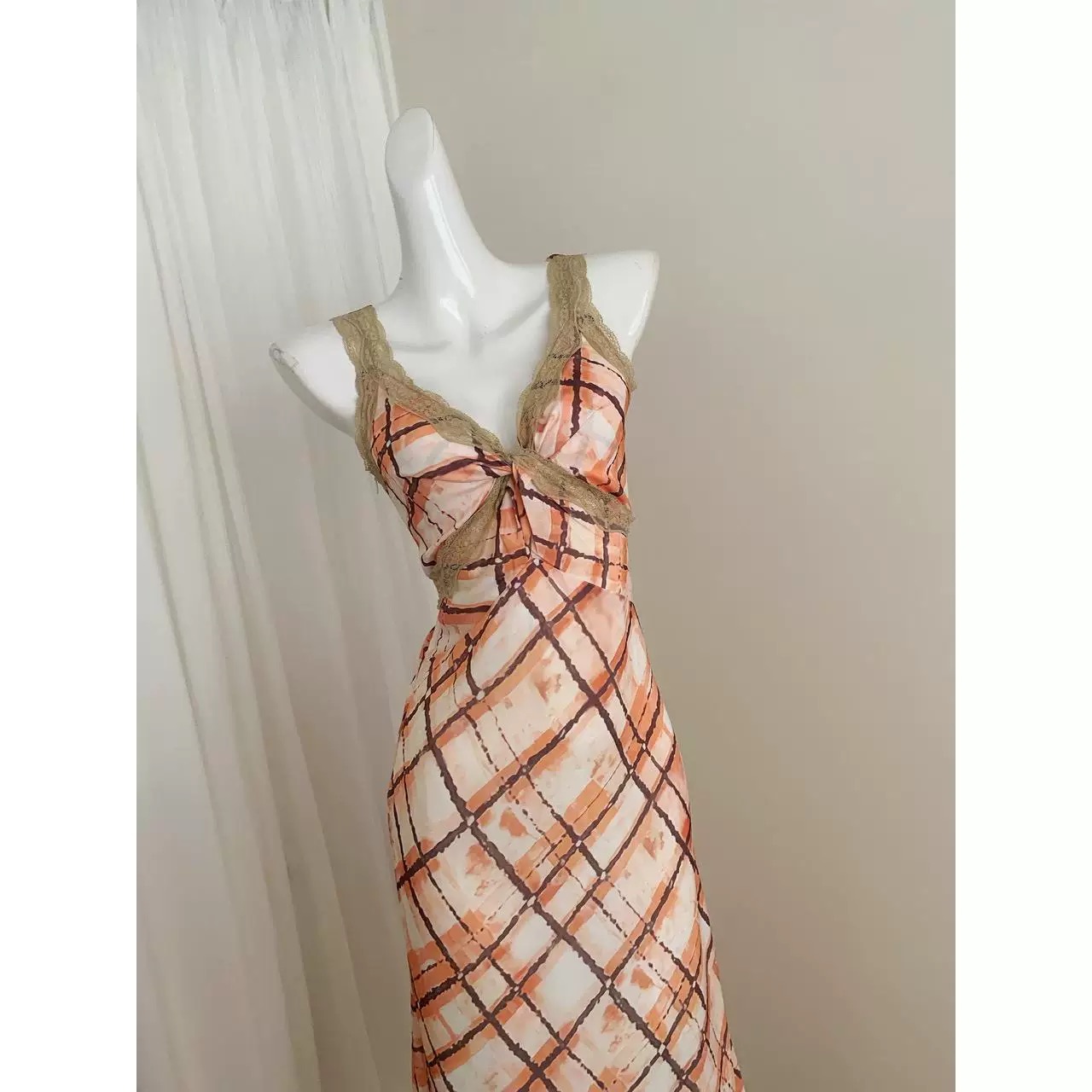 Keep coming back dress CD1580 image