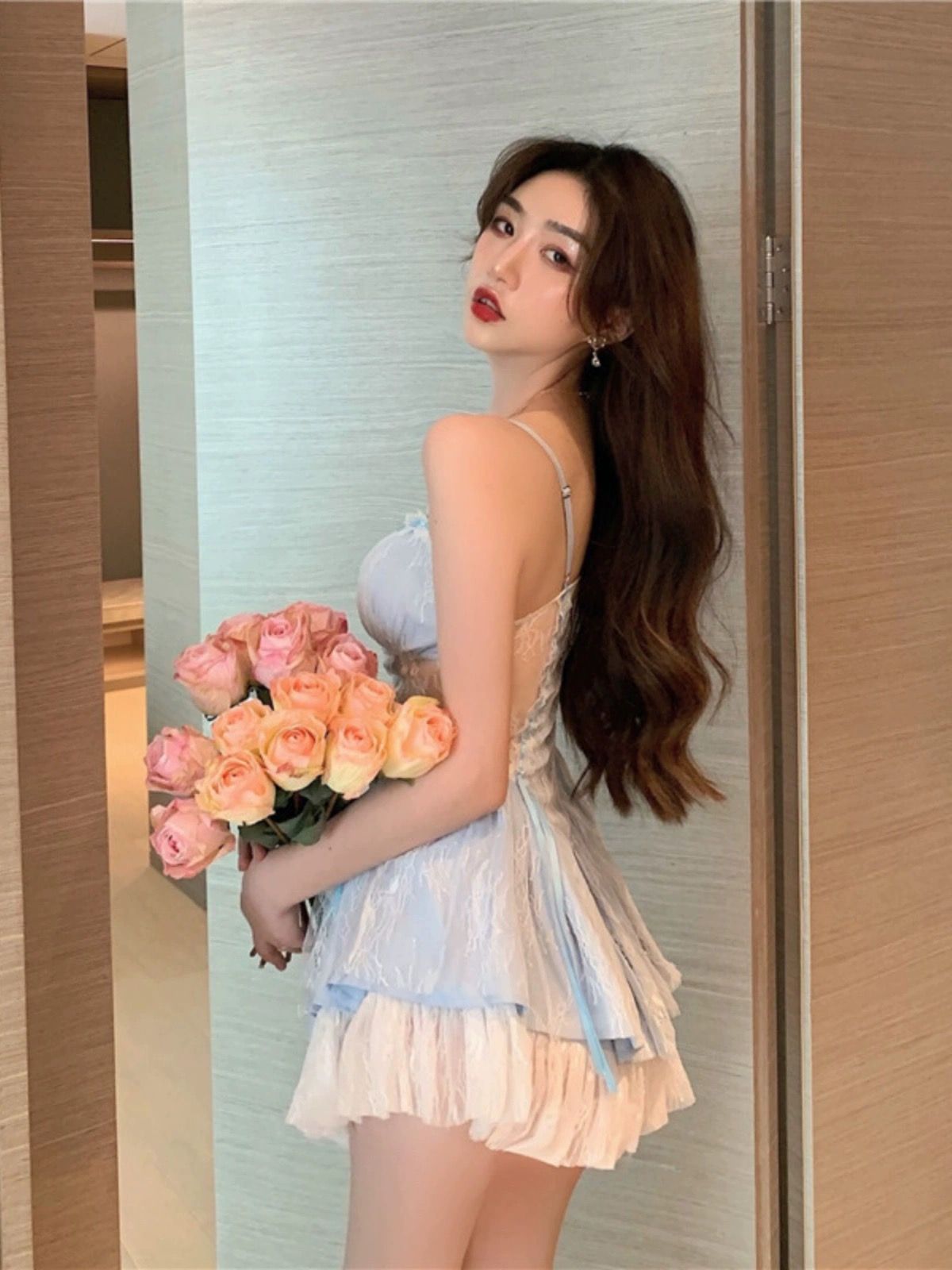 She got her own money dress CD1261 image