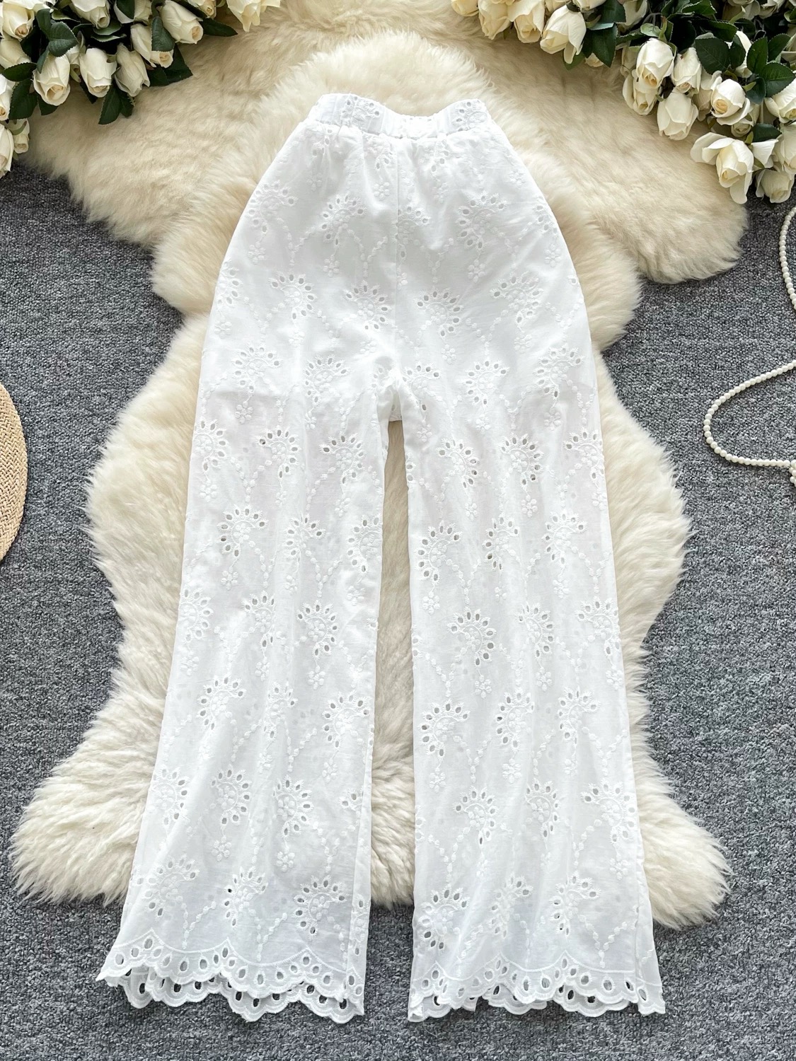 Trust a few lace pants CP95 image