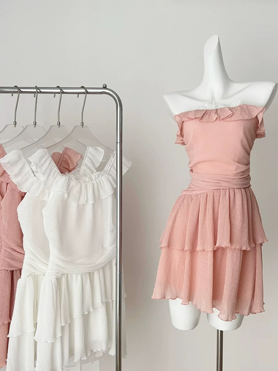 Future love ruffle dress CD345 image