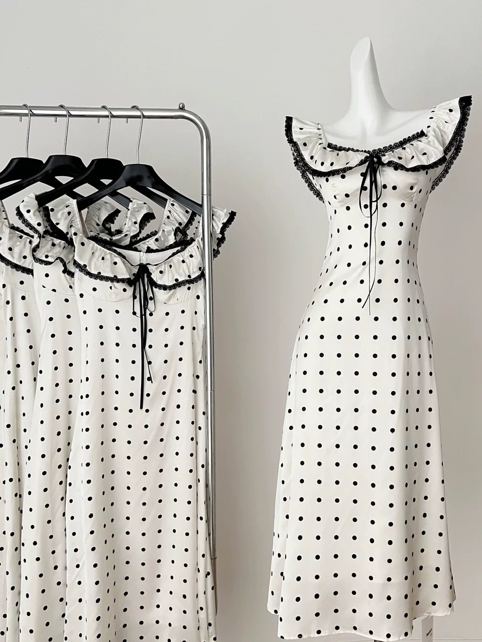 Summer in Netherlands dress CD343 image