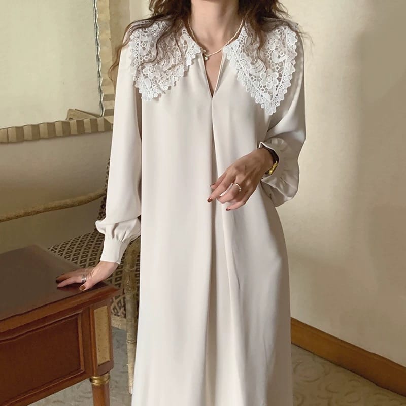 The queen in me dress FD1217 image