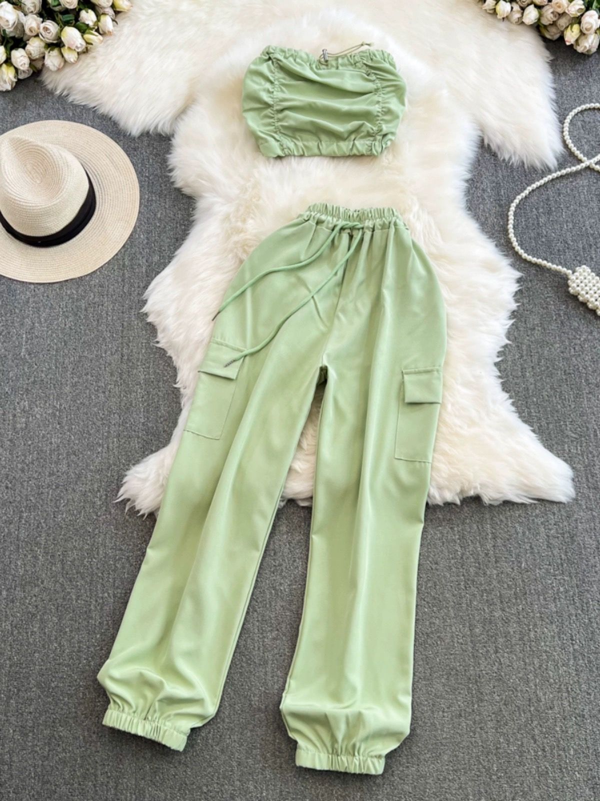 Staying in Paris set CTP401 image