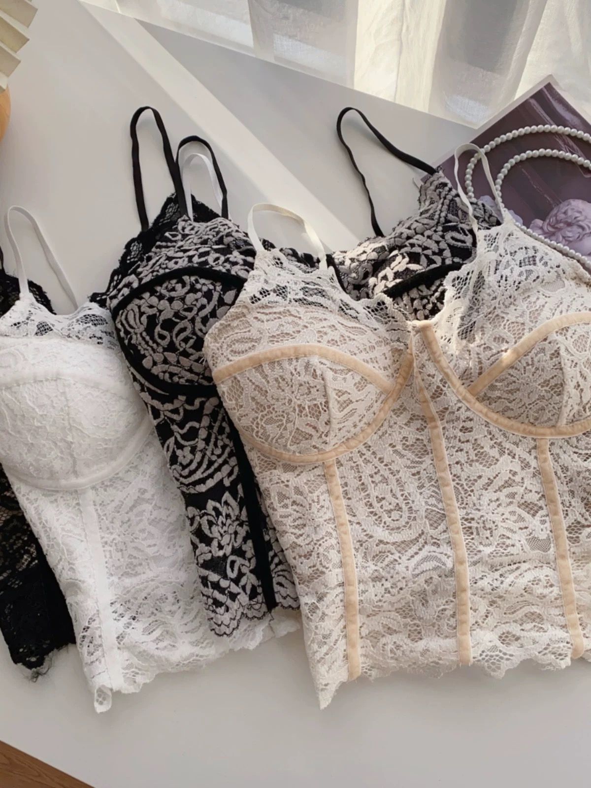 Flight to Sydney top CTO791 image