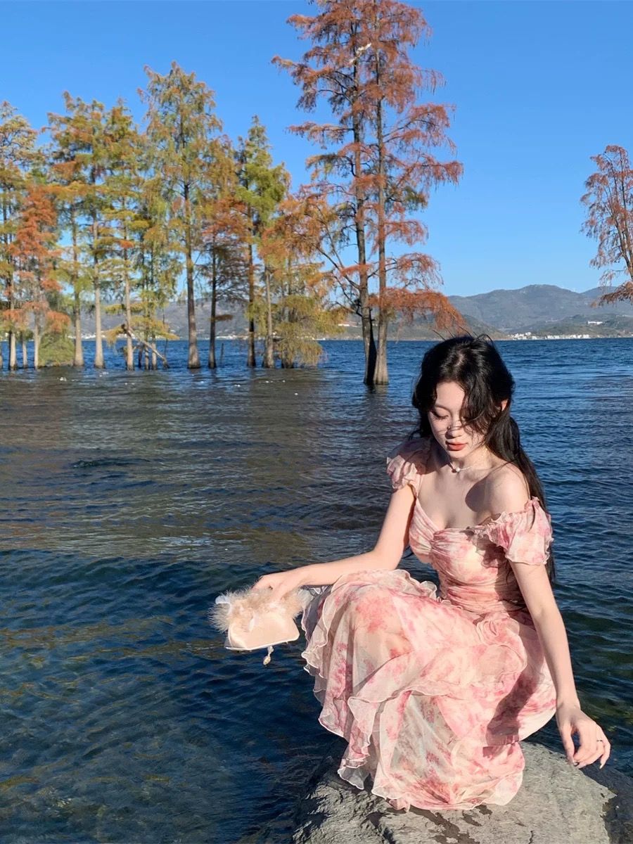 Hotter than you dress CD1949 image