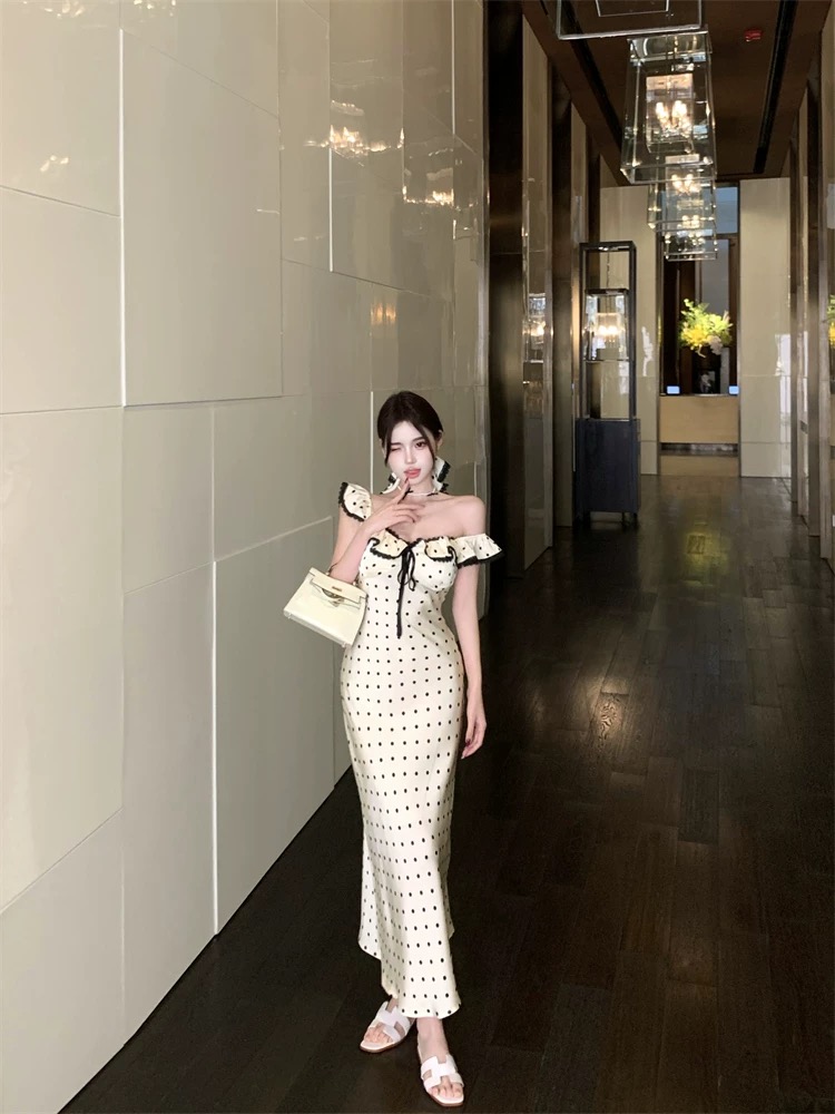 Summer in Netherlands dress CD343 image