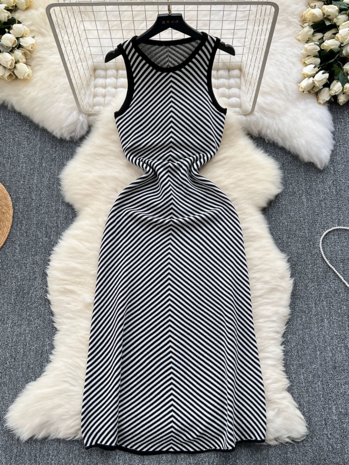 Hold you tight dress KD293 image