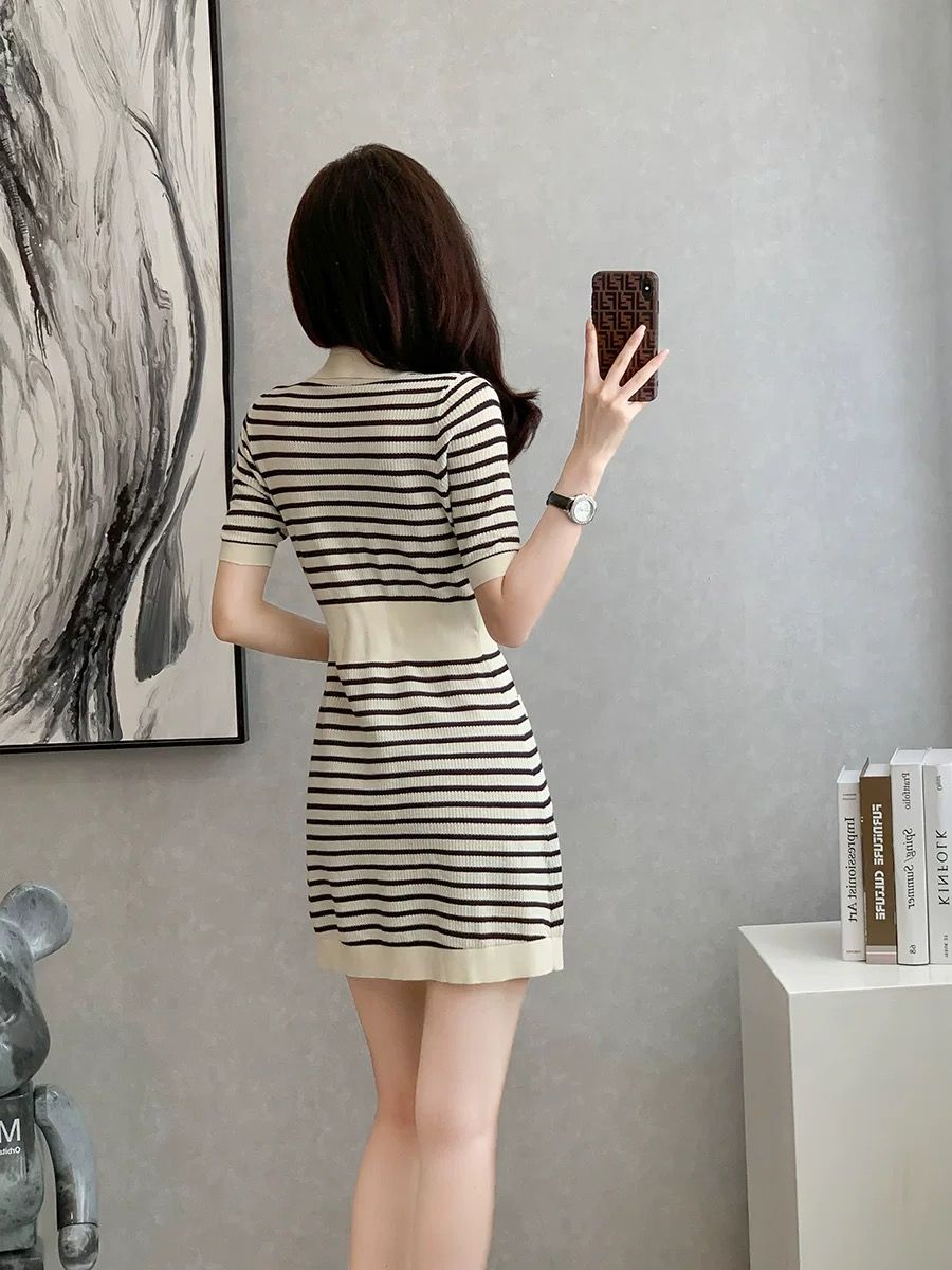 Cozy autumn knitted dress KD319 image