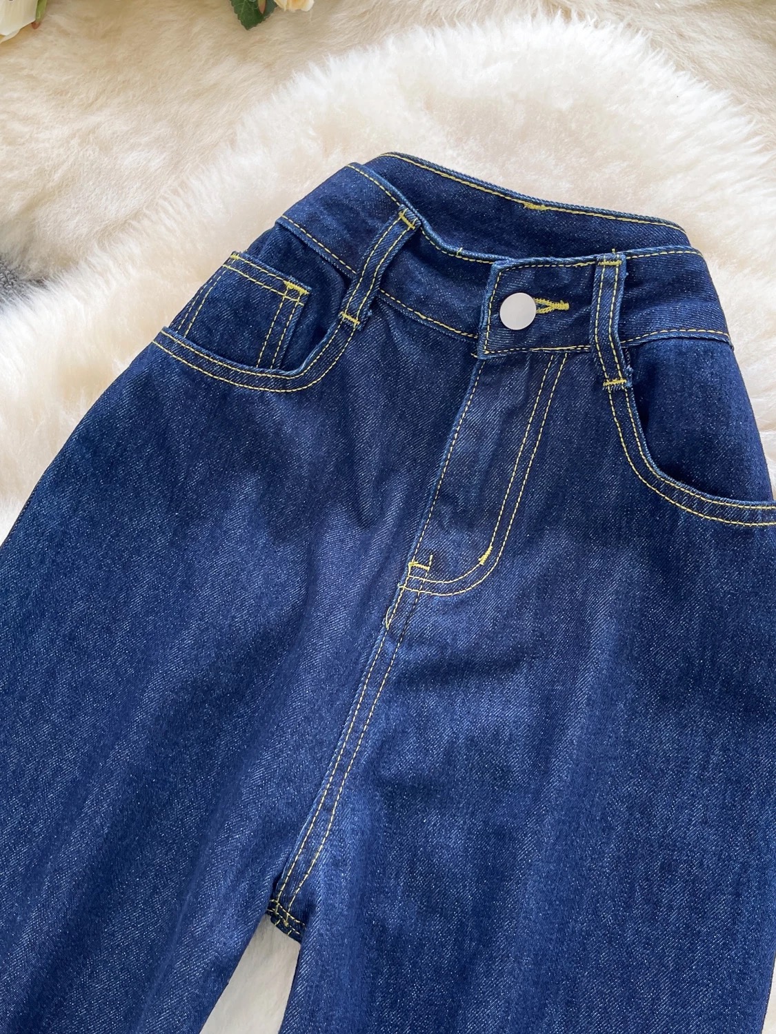 Hotter than you jeans JN182 image