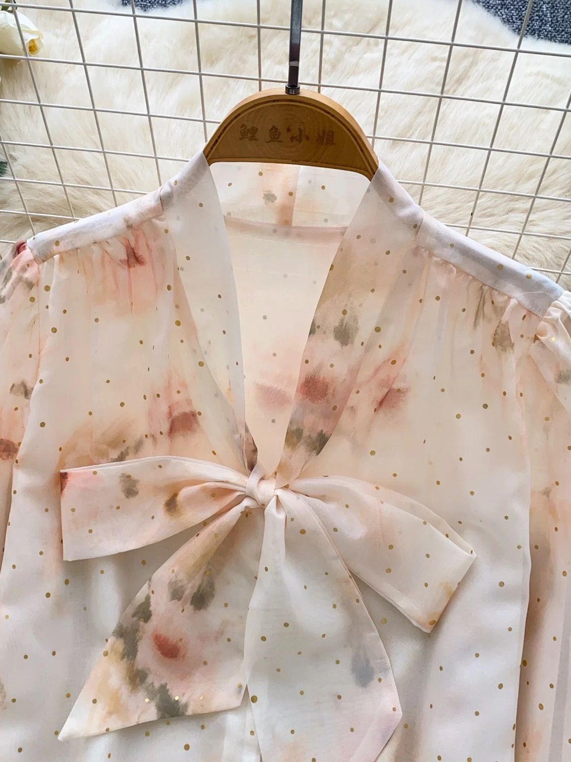 Work crush blouse BE470 image