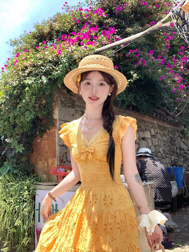 Controlled slay lace dress CD2251 image