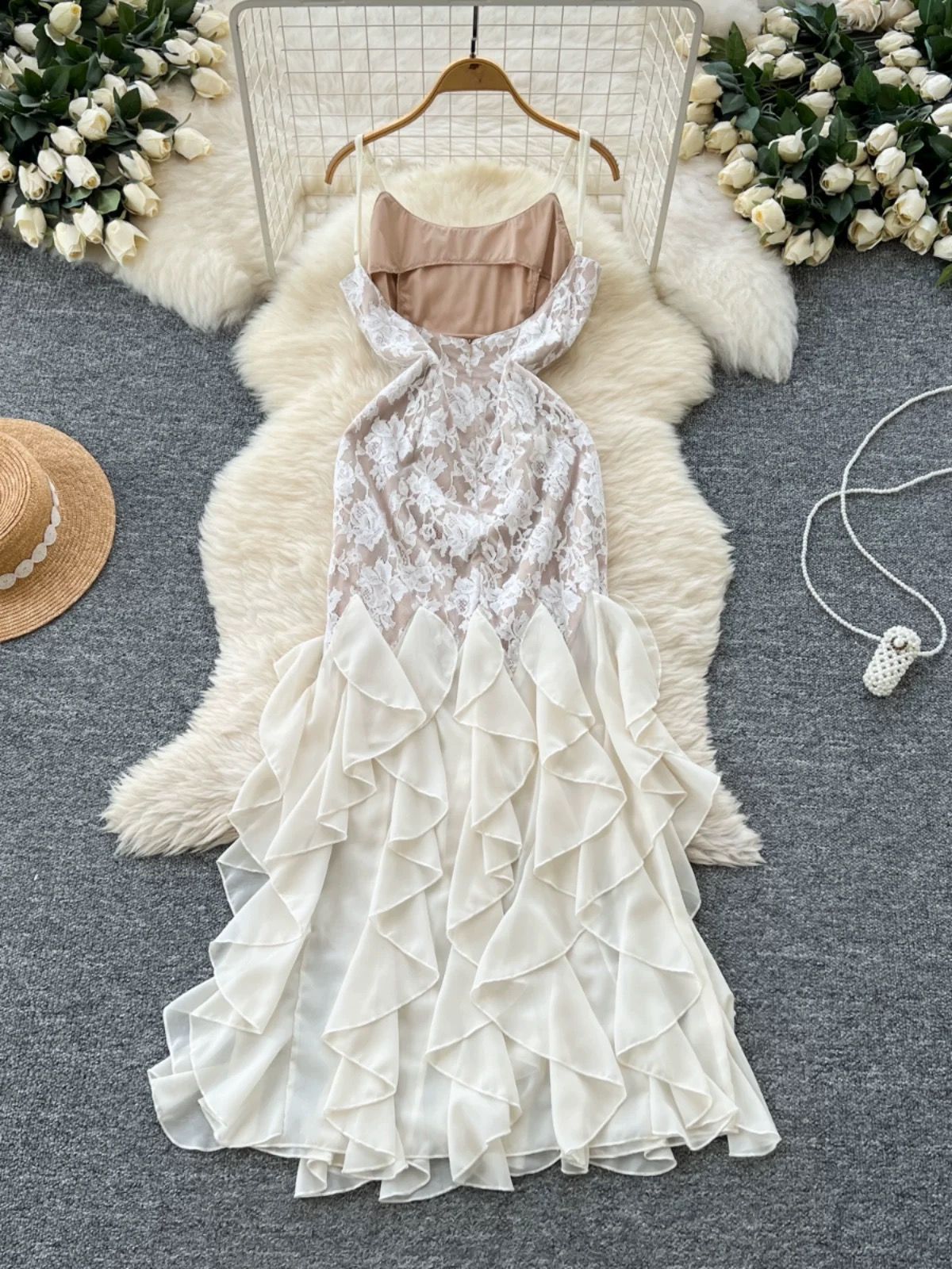 Chicago babe lace dress EVD310 image