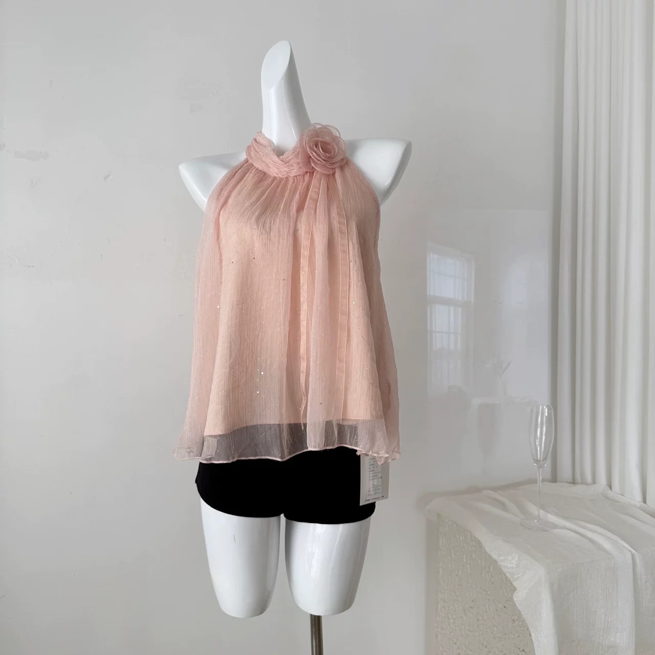 Hold me closer top CTO422 image