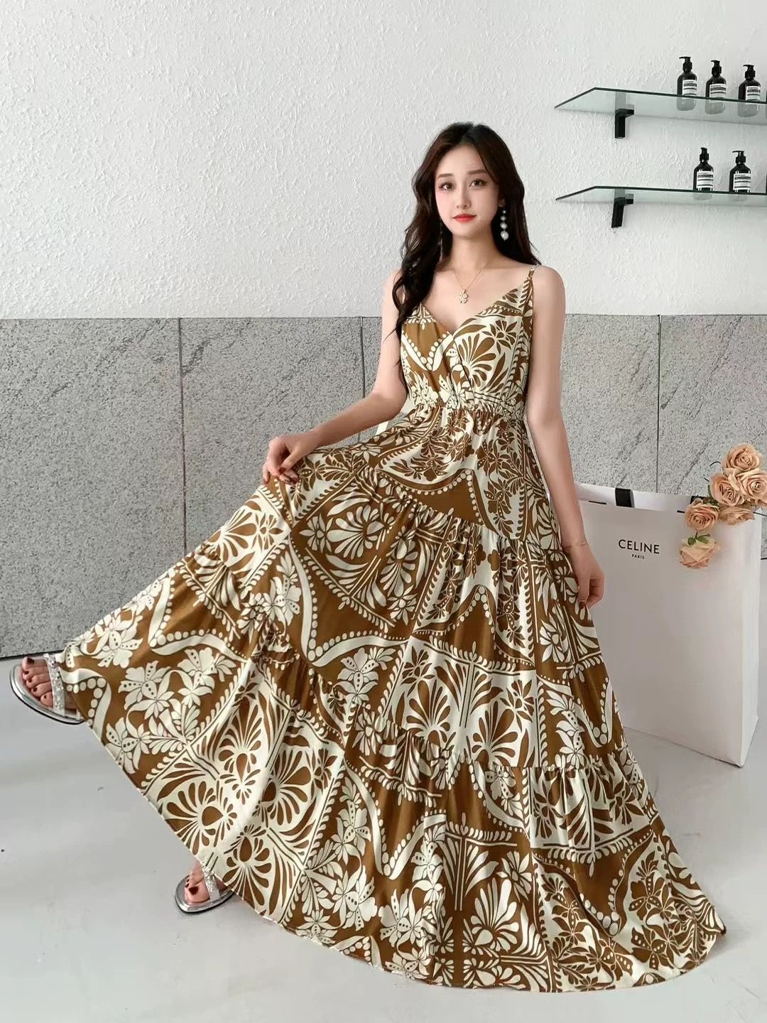 Out of my way dress CD1548 image