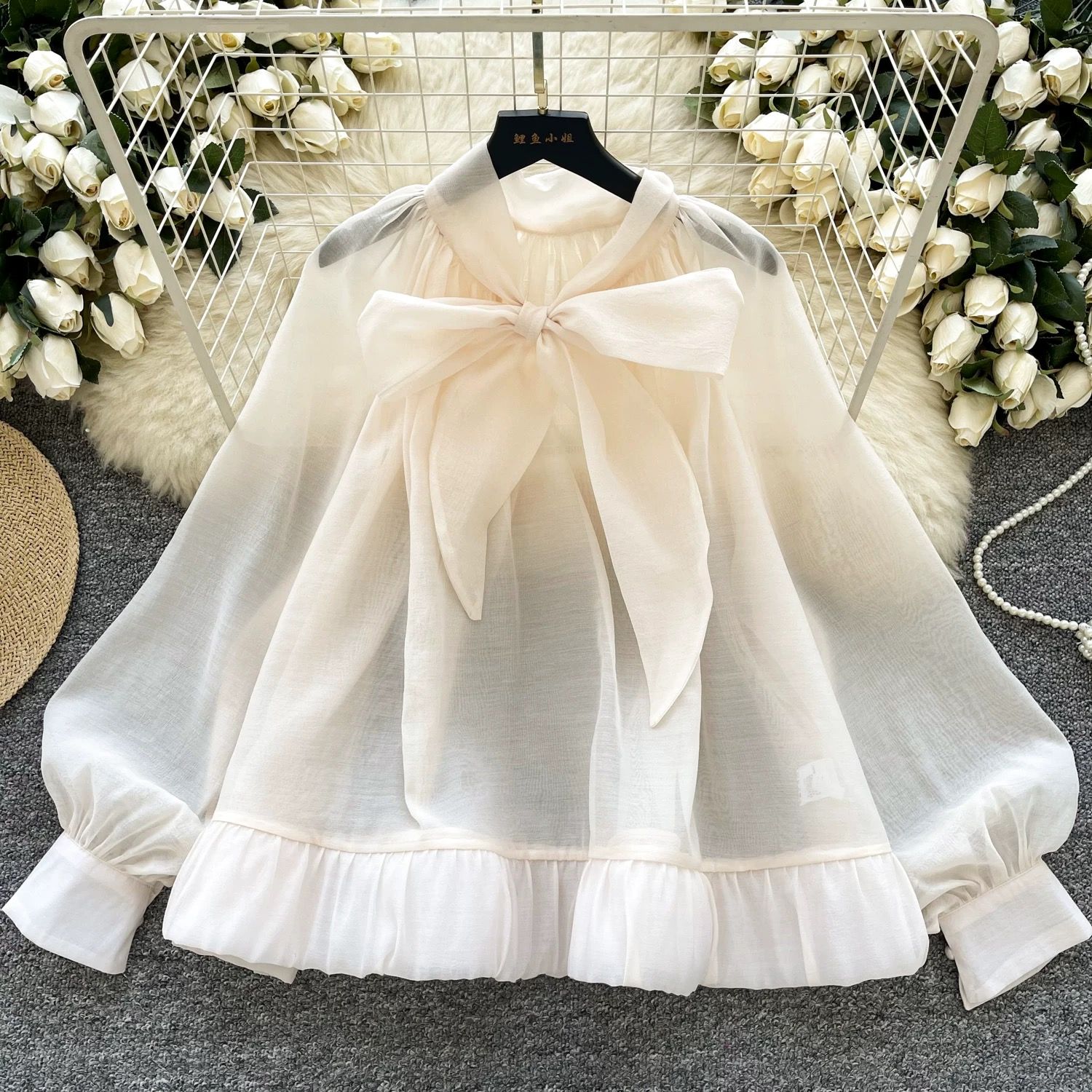 Nobody but you blouse BE363 image