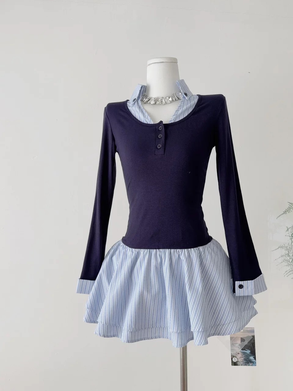 Out of the woods dress & shorts CD2191 image