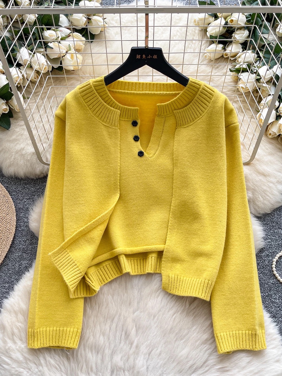 Pretty in Wool top set KTO291 image