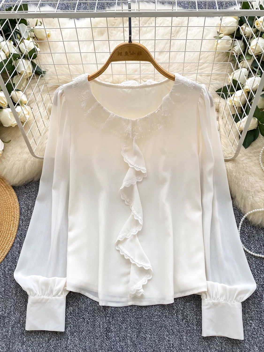 Melt with you blouse BE450 image