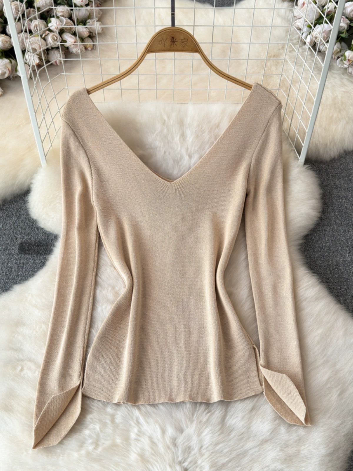 Beachy waves top KTO116 image