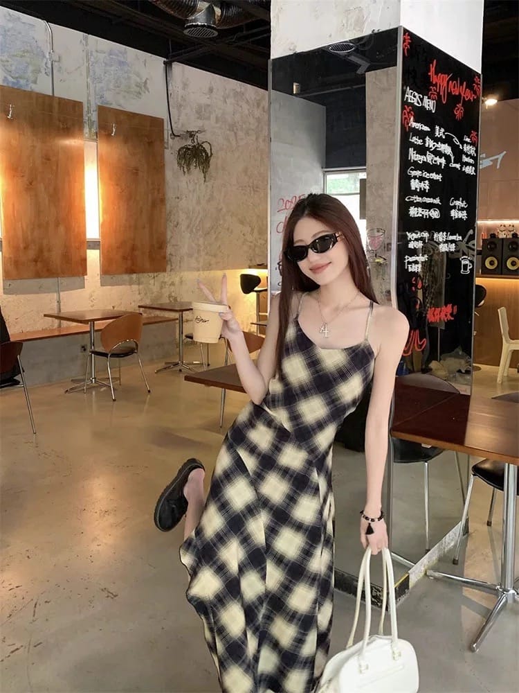 Body on me dress CD1252 image