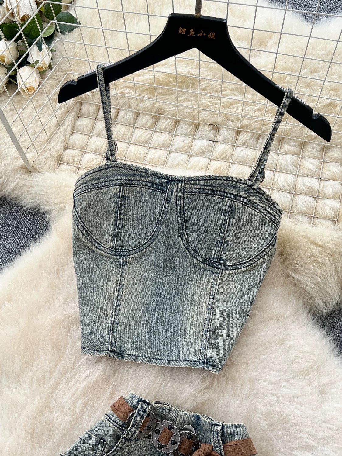 Bombshell babe set DTP228 image