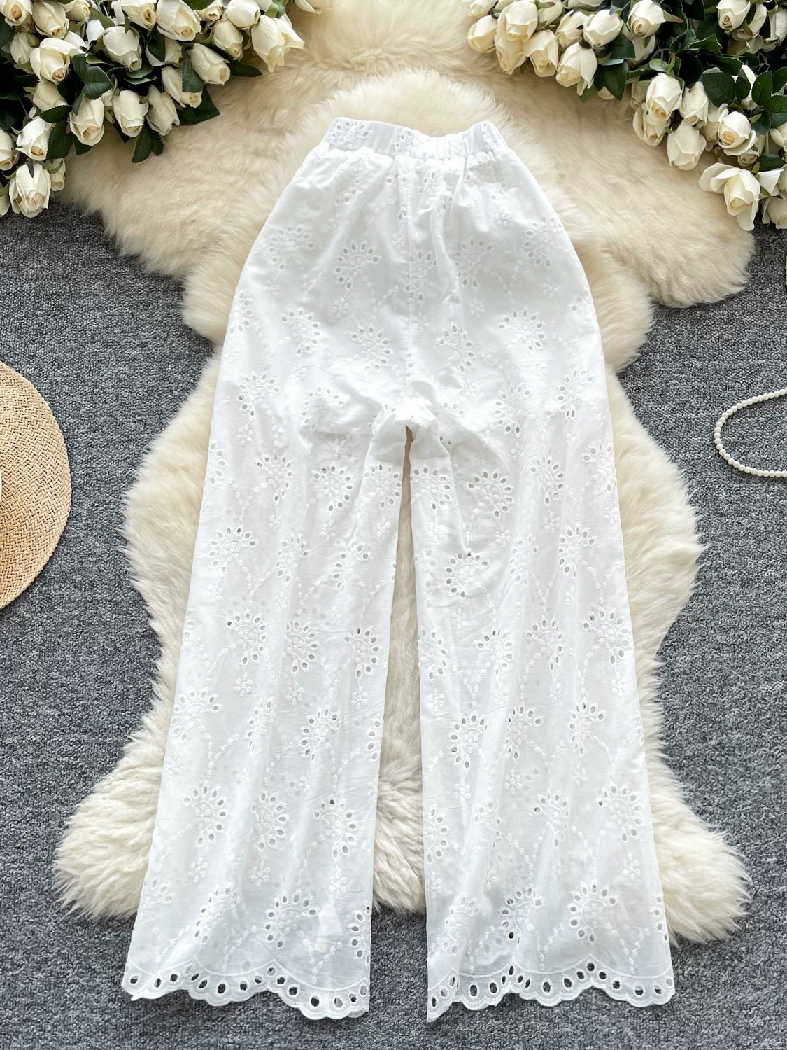 Trust a few lace pants CP95 image