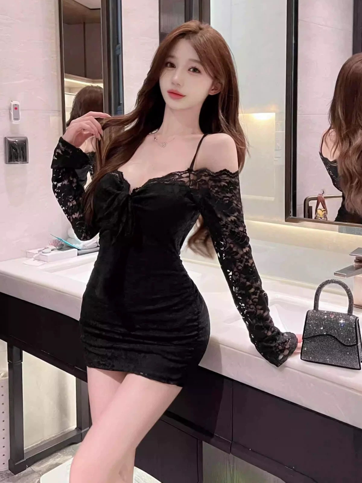 Keep you wondering dress CBC1127 image