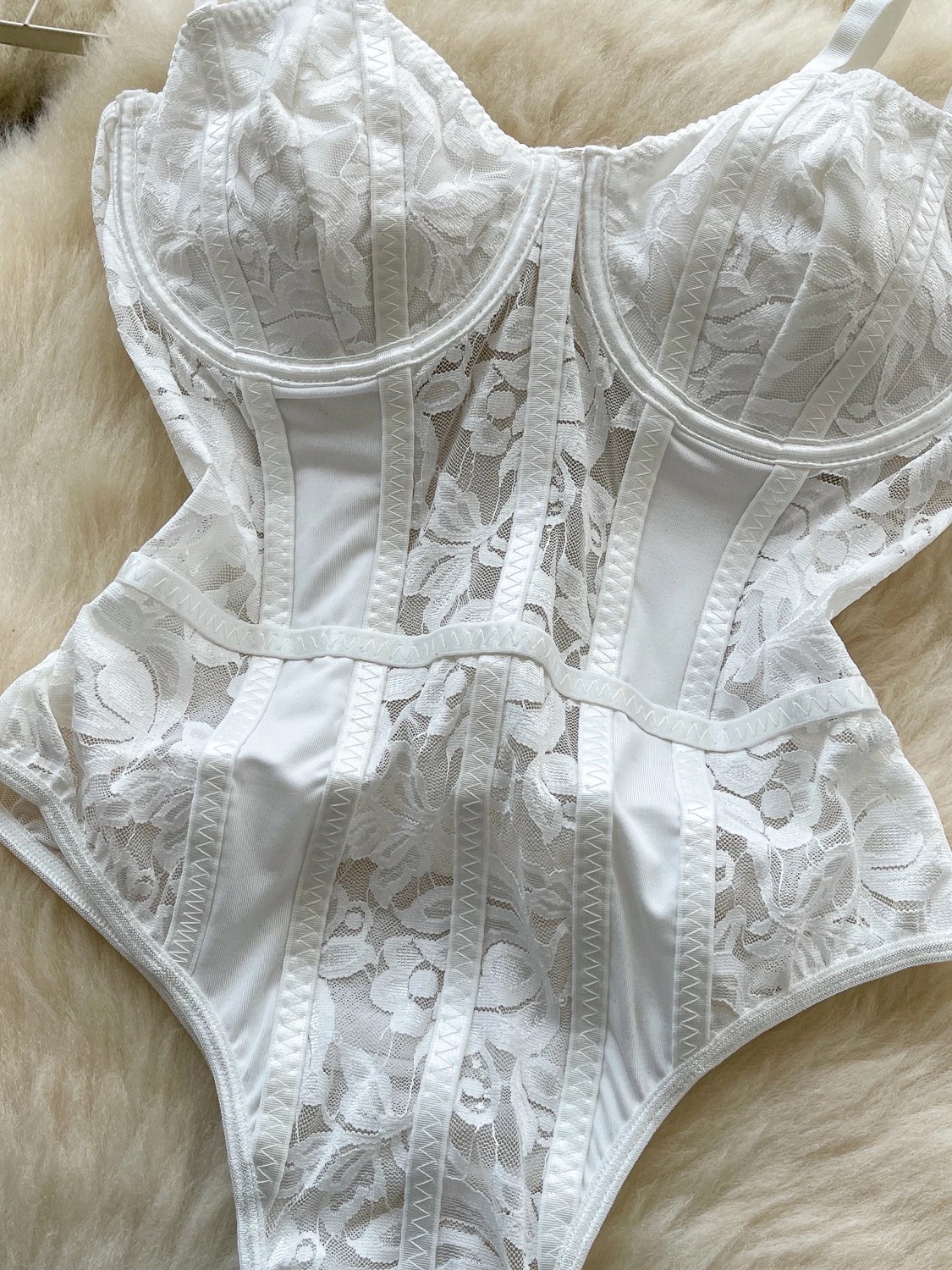 Garden dates bodysuit BS182 image