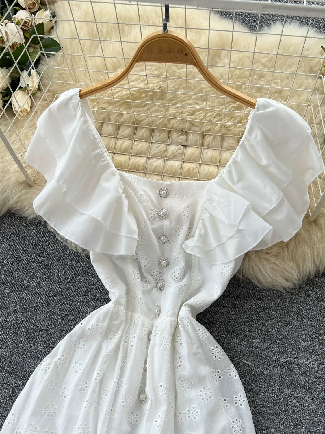 Weekend traveler lace dress CD289 image