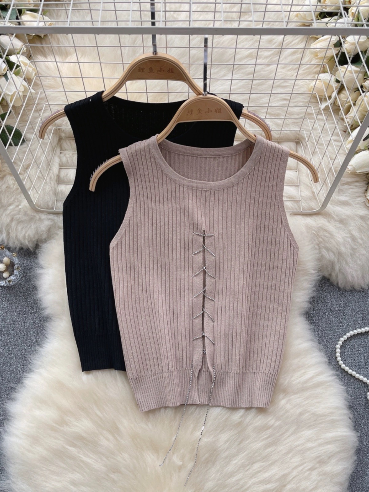 See you later love top KTO107 image