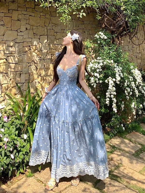 Champagne kisses dress CD617 image