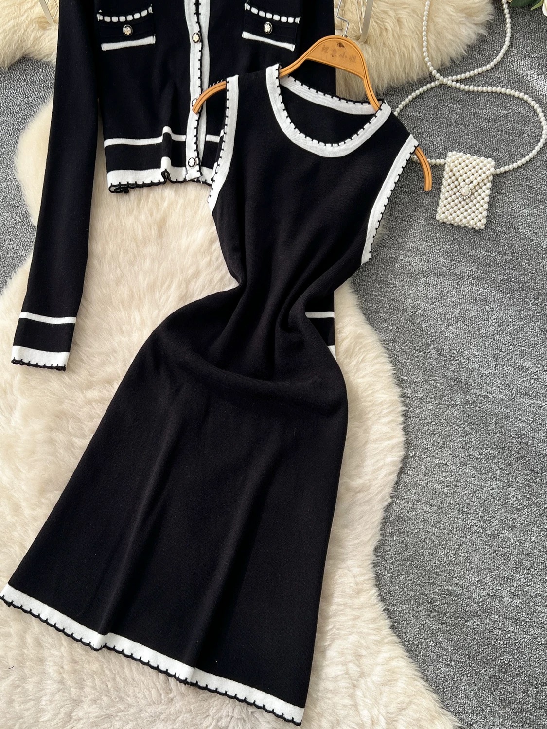 Yeah I am glowing set CTP913 image