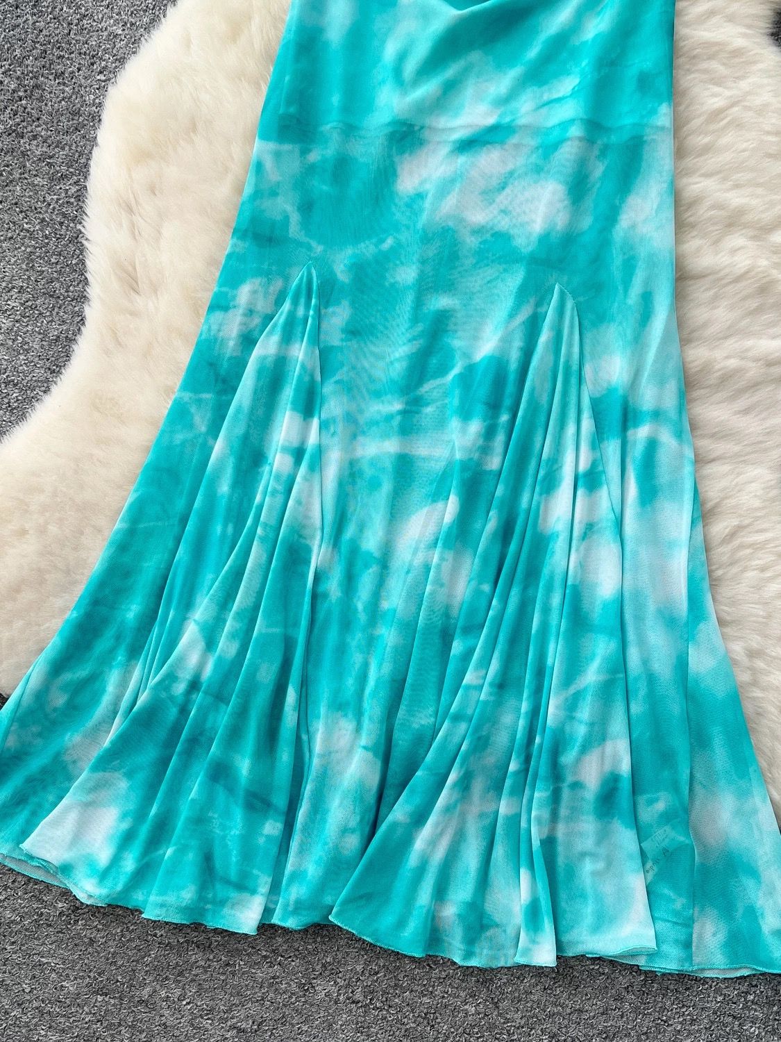 Model status dress CD270 image