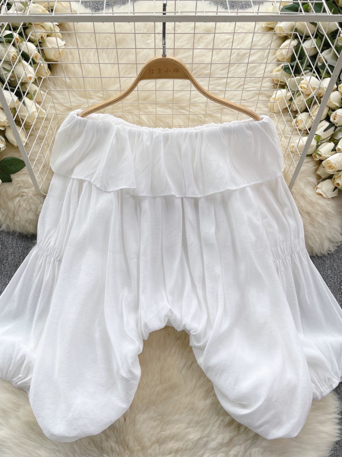 Stop and stare top CTO397 image